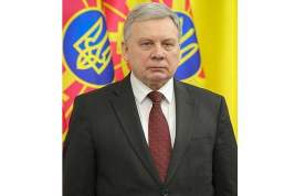 Владимир Зеленский отправляет в оставку Андрея Тарана, чтобы новый министр обороны отдал приказ к наступлению