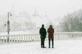 Внимание на дорогах – в Москве и области ожидается снег и гололедица