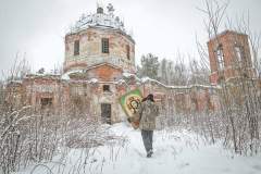 На территории России находится огромное количество
разрушенных храмов, требующих восстановления...
(фото: Илья Питалёв/ТАСС)
