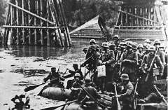 Большинство охраняемых пограничниками мостов через реки Западный Буг, Сан и Прут были захвачены немцами практически без боя