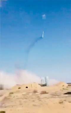 Полигон Ашулук, ракета С-400 «Триумф» после старта упала на землю (фото 3)