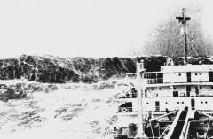 Волна-убийца в Бискайском заливе 40-е годы ХХ века (фото: Wikimedia Commons/NOAA)