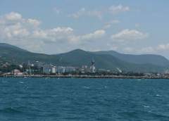Порт Туапсе с моря. Фото: wikipedia/Туапсинец