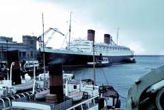 Queen Elizabeth в порту Шербура 1966 год
(фото: Wikimedia Commons/Roland Godefroy)