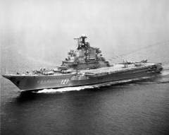 Авианесущий крейсер Киев в 1985 году
(фото: Wikimedia Commons)