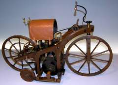 Мотоцикл Даймлера/Майбаха. 1885 год (фото: Wikimedia Commons/Stephen Hanafin)