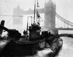 U-155 на Темзе в Лондоне 1919 год
(фото: Wikimedia Commons)