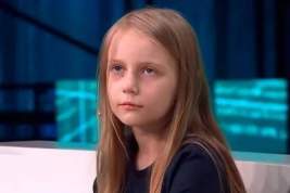 10-летняя студентка Алиса Теплякова поступила в Финансовый университет