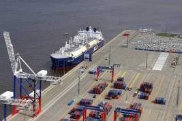 Активы петербургского порта Бронка могут быть национализированы по решению суда