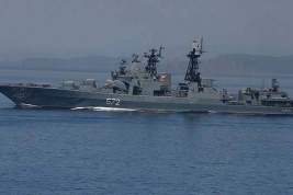 Американский крейсер подрезал российский большой противолодочный корабль