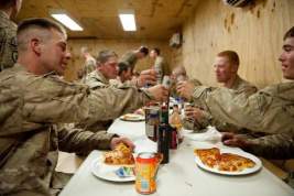 Из меню американских военнослужащих уберут углеводы - ожирение стало одной из главных проблем армии США