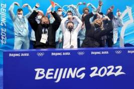 Авербух: Кондратюк и Валиева решили судьбу золотой медали командного турнира по фигурному катанию на Олимпиаде