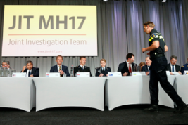 Австралия заявила об утечке секретных данных о крушении MH17