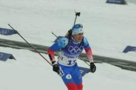 Биатлонист Эдуард Латыпов завоевал на Олимпиаде в Пекине вторую бронзовую медаль