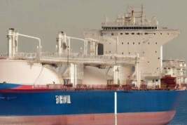 Bloomberg: танкеры, перевозившие российскую нефть, испугались санкций