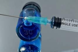 Британский эксперт усомнилась в эффективности первых вакцин от коронавируса