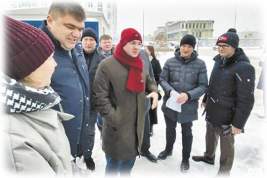 Чиновник Александр Молоковских получил по шапке за норвежский флаг