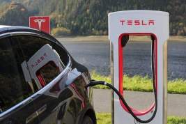 Дальность хода электрокаров Tesla увеличат
