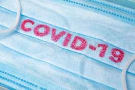 Депздрав назвал ложной информацию об изоляции людей с антителами к COVID-19