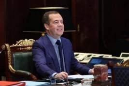 Дмитрий Медведев передал «привет» McDonald`s
