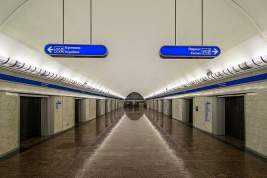 Дурно пахнущих пассажиров петербургского метро решили наказать рублём