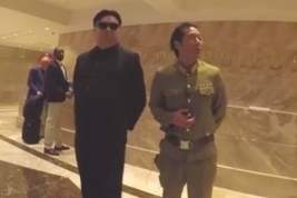 Двойник Ким Чен Ына прогулялся по зданию Трампа в Нью-Йорке