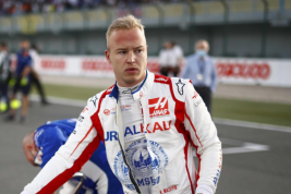 Гонщик «Формулы-1» Никита Мазепин добился снятия санкций и заявил о планах выступить уже в этом сезоне