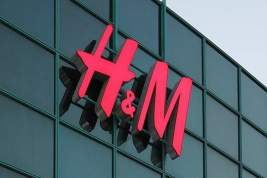 H&M пообещала принять меры по предотвращению сексуального насилия в цехах после гибели сотрудницы