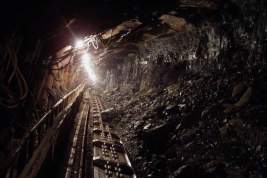 Из горящей шахты в Кузбассе эвакуировали 128 шахтёров
