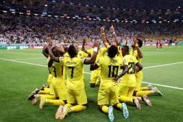 Катар проиграл Эквадору в первом матче ЧМ-2022 несмотря на слухи о «купленной» победе