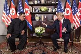 Ким Чен Ын едет на встречу с Дональдом Трампом на бронепоезде