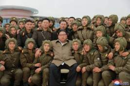 Ким Чен Ын посетил учения и дал намек на подготовку к войне