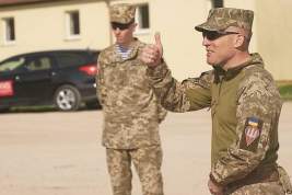 Командование ВСУ перебрасывает на границу с российским полуостровом «Булаты» и «Рапиры»
