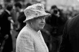 Король Великобритании Карл III поблагодарил подданных за их поддержку в годовщину смерти Елизаветы II