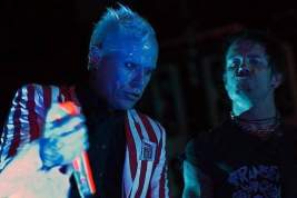 Лидер Sex Pistols объяснил самоубийство вокалиста The Prodigy Кита Флинта
