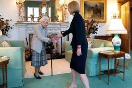 Лиз Трасс официально вступила в должность премьер-министра Великобритании