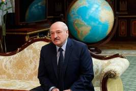 Лукашенко назвал вакханалией идею переноса из Минска переговоров по Донбассу
