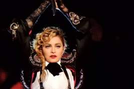 Мадонна попала в реанимацию: знаменитость подключили к аппарату ИВЛ