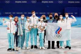 МОК намерен провести консультации по поводу церемонии награждения победивших в командном турнире российских фигуристов