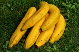 Кто получает сверхприбыль от двукратного роста цен на бананы и другие фрукты