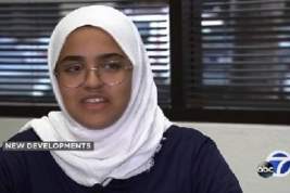 Мусульманка-подросток решила судиться с авиакомпанией из-за хиджаба