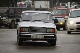 МВД Эстонии призвало к конфискации автомобилей с российскими номерами