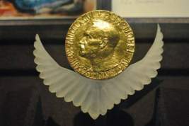 На Нобелевскую премию мира выдвинули Сноудена и Ассанжа