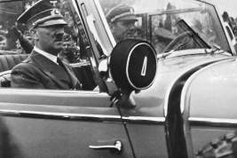 Обнаруженные в спальне Евы Браун личные фото Гитлера продадут на аукционе