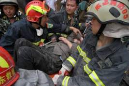 Около 20 человек оказались под завалами из-за взрыва столовой на юго-западе Китая