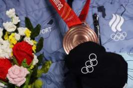 Олимпийский чемпион Большунов попросил снять его со спринта на ОИ-2022