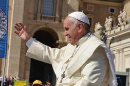Папа римский Франциск поддержал однополые браки и выступил за их легализацию