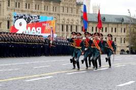 Песков прокомментировал возможность отмены парада Победы в Москве