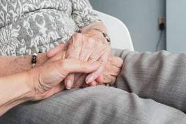 ПФР напомнил о возможности получать более высокую пенсию умершего супруга