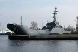 Польский корабль получил пробоину в ходе учений НАТО